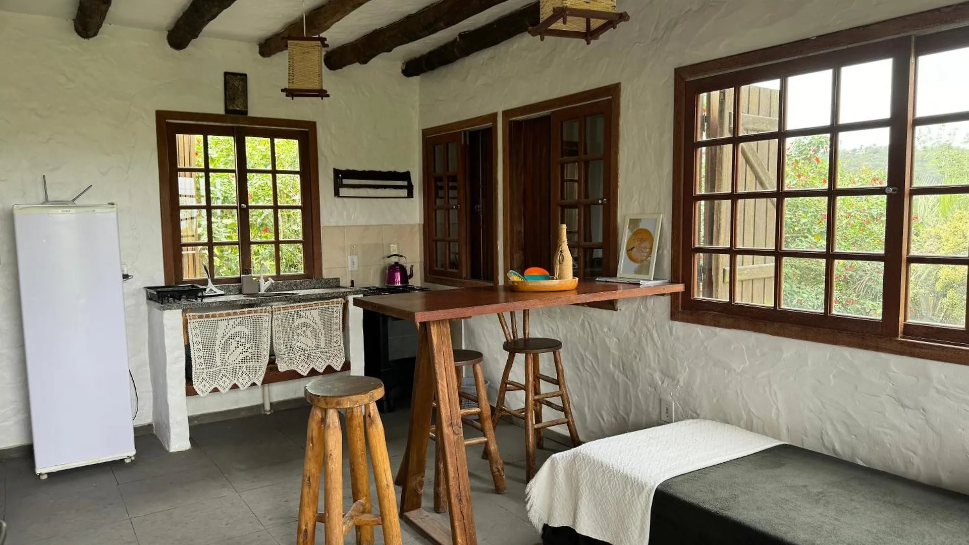 Pousada Casa Morango - Praia Do Rosa - Sc Guest house