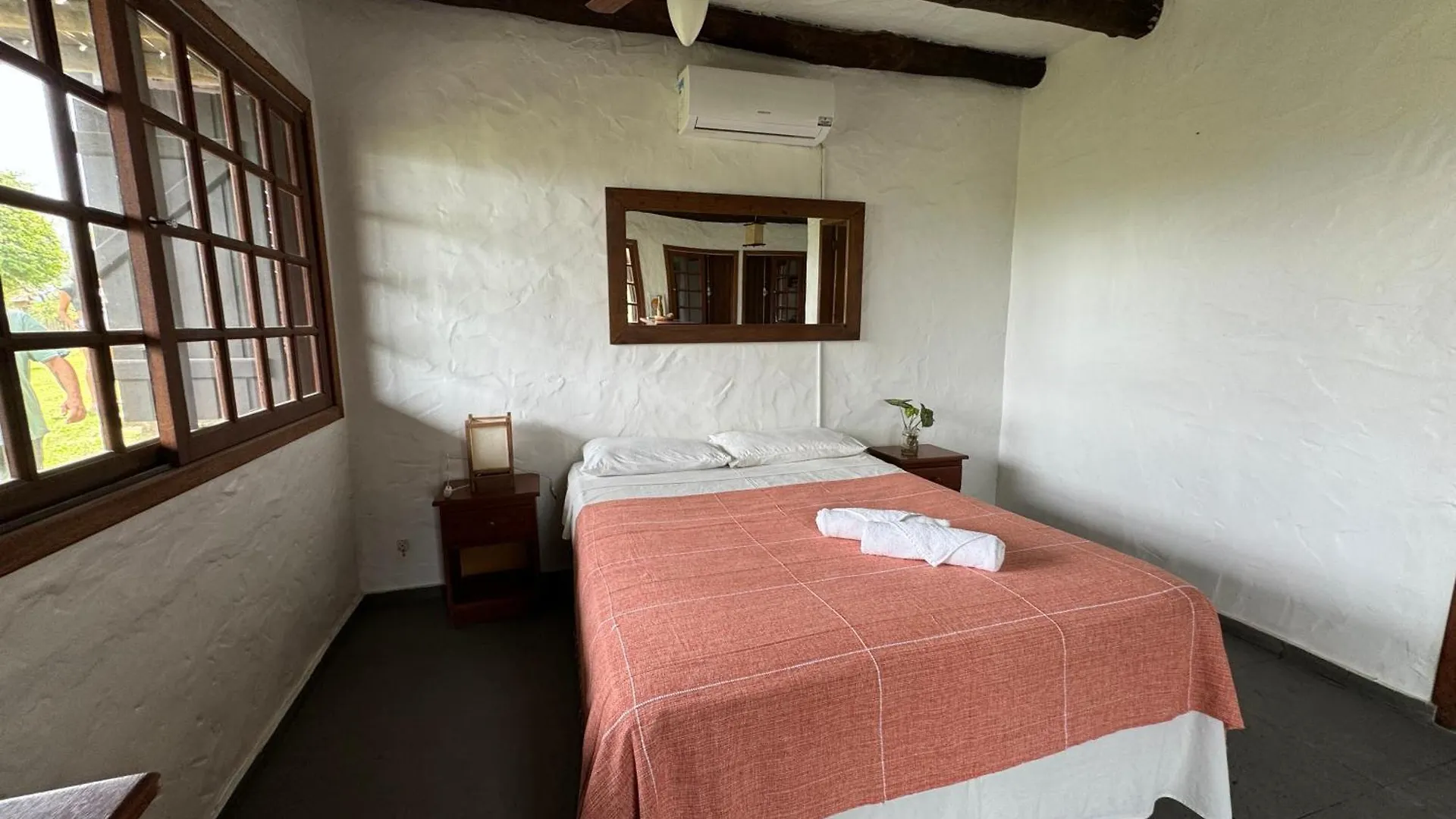 Pousada Casa Morango - Praia Do Rosa - Sc Guest house